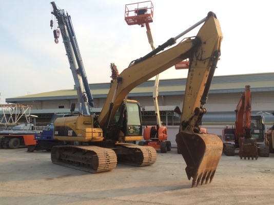 CAT 320D ปี2007 5,133ชม. แทรค80 นำเข้าญี่ปุ่นครับ CAT 320D ปี2007 5,133ชม. แทรค80 นำเข้าญี่ปุ่นครับ