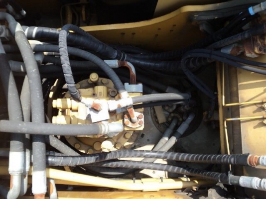 CAT 320D ปี2007 5,133ชม. แทรค80 นำเข้าญี่ปุ่นครับ CAT 320D ปี2007 5,133ชม. แทรค80 นำเข้าญี่ปุ่นครับ