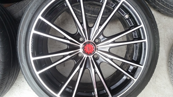 ขายล้อLenso Samurai 17 4รู100 หน้า7.5 ET35 พร้อมยาง 4 ล้อ