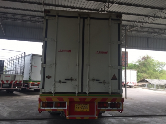 ขาย6ล้อHINO.MAGA.FG8JPLA Euro3.QDR.ซีรี่ย์500คอมมอลเรล 220เเรงรถห้างตู้เเห้ง10บานเปิดได้รอบยาว7.20เมตรภายในสีดำปี2556(2013)ใช้งานได้เลยรถสภาพสวยราคา1,490,000บาท รถได้ที่เต็นท์รถ JJ.AUTOCAR 2 หลังวัดจันทรารามติดถนนเพชรเกษมหลักกิโลเมตรที่68.5 ฝั่งขาเข้านครป