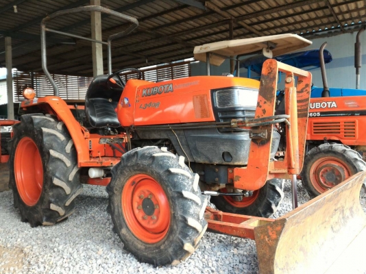 ขายรถไถ KUBOTA L3408  มีหลายคันให้เลือก ราคาเริ่มต้นที่ 140,000 รถอยู่ อ.แกลง ระยอง มีรถขนส่งบริการทั่วไทย DC Tractor Rayong 0818618678 ,0899347475 id line=0818618678 id line=0899347475 https://www.facebook.com/Tractors-Rayong-307154532717928/photos_strea
