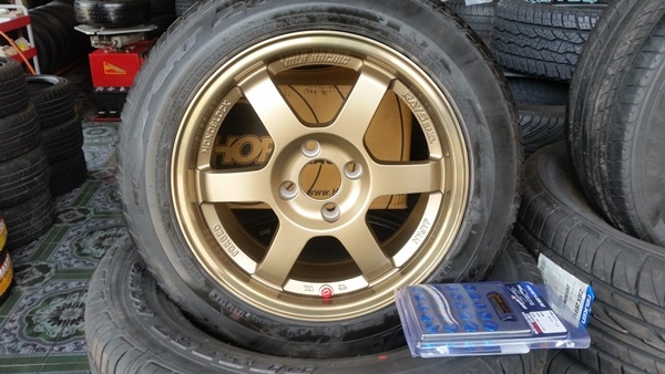 ขายล้อใหม่TE37+ยาง\% ขอบ15 4รู100 กว้าง7 ET35  4 ล้อ