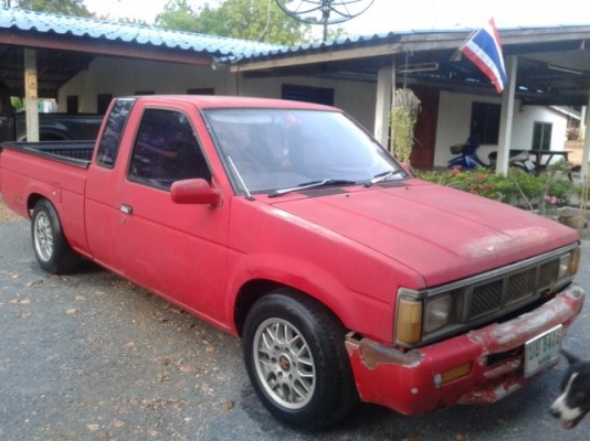 กระบะแค็ปเครื่องฝาแดง