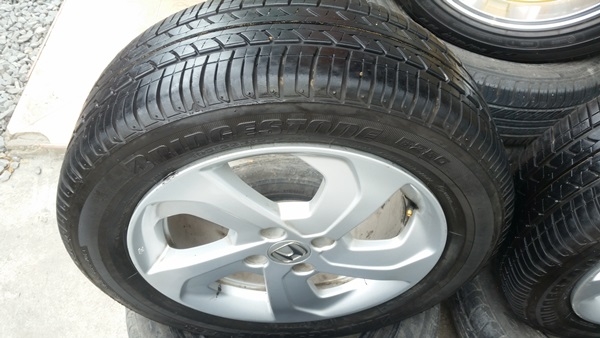 ขายล้อHONDA All New CITYขอบ15 ยางปี14   4 ล้อ