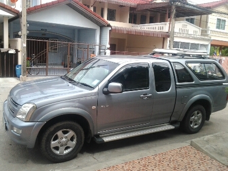 ขายรถกระบะแค๊ป ปี47 อีซูซุ  เครื่อง3,000cc.ดีเซล เทอร์โบ พวงมาลัยเพาเวอร์ เกียร์ธรรมดา แอร์เย็น วิทยุCD ล้อแม็ก เครื่องดี พร้อมใช้งาน ขายถูกๆครับ (รถบ้านเจ้าของขายเอง)