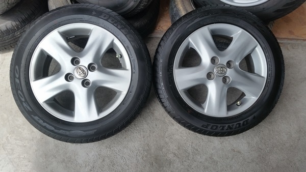 ขายล้อ TOYOTA VIOS 15 ยาง185/60/15  ปี 13 4 ล้อ