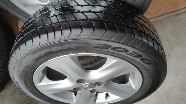 ขายล้อ TOYOTA VIOS 15 ยาง185/60/15  ปี 13 4 ล้อ