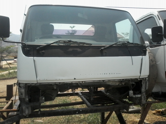 ขายหัวเก๋ง MITSUBISHI CANTER สำหรับรถ 6 ล้อขนาดกลาง ราคา 45,000 บาท