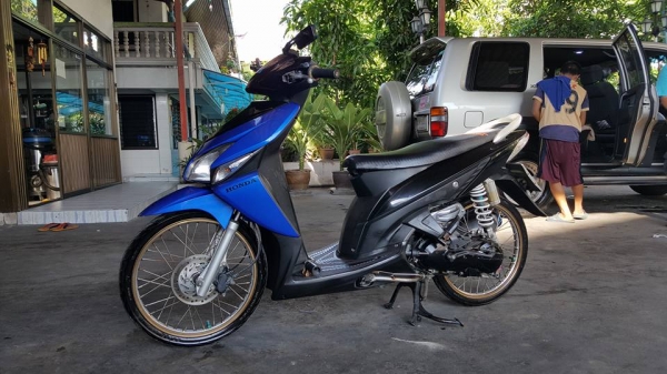ขออนุญาติขาย HONDA CLICK 110 COMBI BRAKE พร้อมใช้งาน 9,900 เท่านั้น