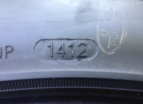 ยาง Tracmax 265 50 20 ปี12 ดอกเต็ม ไม่มีปะ ราคาไม่แพง