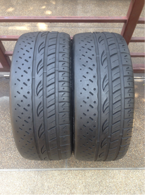 ยาง Syron 225 35 19 ปี12 ดอกเยอะ ไม่มีปะ ราคาไม่แพง