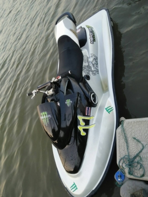 ขาย Seadoo951 และ YAMAHA 650 พร้อมเทรลเลอร์