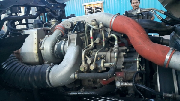 ขายหัวลาก320แรงไฮสปีดปี49ห้างแท้ ขายอีกรอบหลุดมัดจำ ขายหัวลาก320แรงไฮสปีดปี49ห้างแท้ ขายอีกรอบหลุดมัดจำ