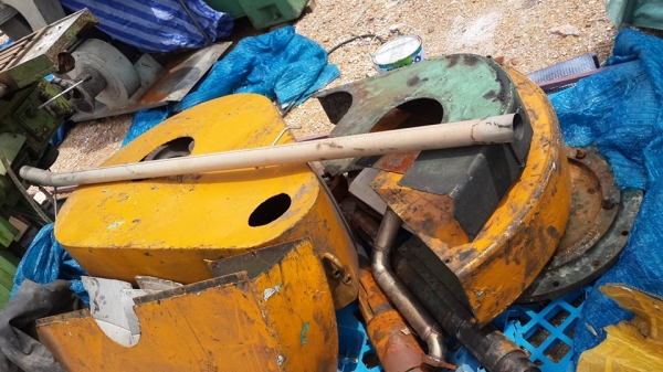 ปั๊มเดินเฟือง 110 ตัน ถอดประกอบออกจากบริษัท 110000 บาท