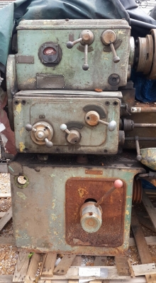 ขายครับขายเครื่องกลึง 5 ฟุต moscow สภาพ ปลดระวาง ตากแดดไว้ ขายตามสภาพ 40000 บาท 0814583376 เอก ปทุม