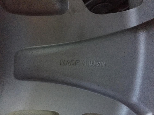 ล้อ W work EuroLine made in japan 18 นิ้ว สวยกริ๊ป ไร้รอย ไร้คราบ สวยมาก ฝาครบของแท้ ล้อ W work EuroLine made in japan 18 นิ้ว สวยกริ๊ป ไร้รอย ไร้คราบ สวยมาก ฝาครบของแท้