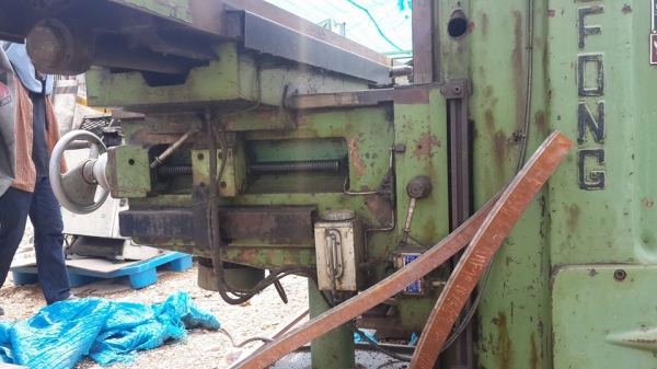 ขายครับขายมิลลิ่ง ไต้หวัน kaofong m5 โอโต้ 3 แกน ระยะทำงาน ประมาณ 300 × 800 มีจอลิเนี่ย สภาพ ใช้งาน โรงงานเลิก ราคาไม่แพง 0814583376 เอก ปทุม ขายครับขายมิลลิ่ง ไต้หวัน kaofong m5 โอโต้ 3 แกน ระยะทำงาน ประมาณ 300 × 800 มีจอลิเนี่ย สภาพ ใช้งาน โรงงานเลิก ราคาไม่แพง 0814583376 เอก ปทุม