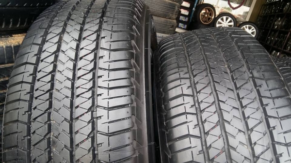 ขายล้อแม็กป้ายแดง ranger 18" ยางปี16 สนใจติดต่อ ตาเล็ก ล้อและยางครับ 081-3747940