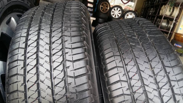 ขายล้อแม็กป้ายแดง ranger 18" ยางปี16 สนใจติดต่อ ตาเล็ก ล้อและยางครับ 081-3747940