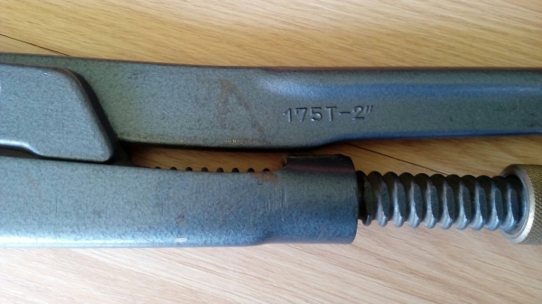 ขายคอม้าDOWIDAT Made in Germany. ขนาดปากจับ2"งานใหม่เก่าเก็บ