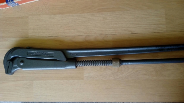 ขายคอม้าDOWIDAT Made in Germany. ขนาดปากจับ2"งานใหม่เก่าเก็บ