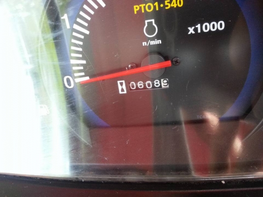 คูโบต้า L4708 4 WD พร้อมใบมีดตราช้าง 608 ชั่วโมง..สีเดิมๆจากโรงงาน