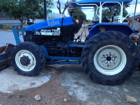 ขายรถไถ Ford ts90 เกียร์กลาง 2002