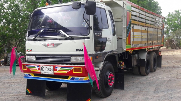 รถสิบล้อฮีโน่ FM3M ปี 39