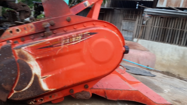 ขายโล.สวยๆ  164.   ราคา.  30000......และ...  184. ราคา33000