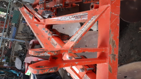 ขายผาน3โคลง4.  26x. 3.   มีหลายพวง.  33000