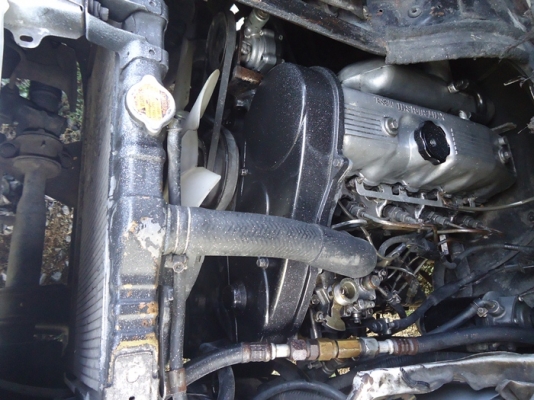 รถตู้  L 300  เครื่องเดิม ดีเซล  เครื่องดี  ไม่มีไอ สตาร์ทติดง่าย   พวงมาลัยเพาเวอร์ ประตู 2ข้าง   เอกสารพร้อมโอน