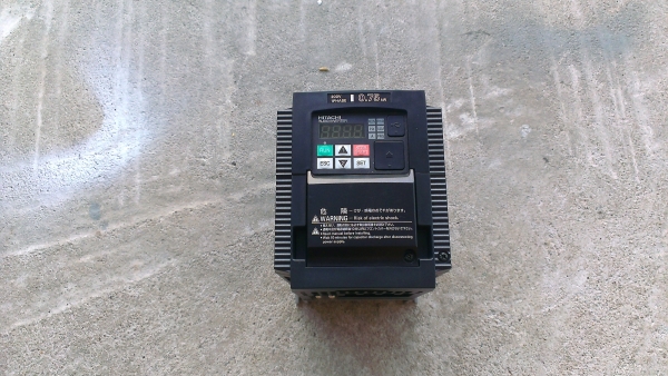 ขาย Inverter HITACHI (มือหนึ่ง)