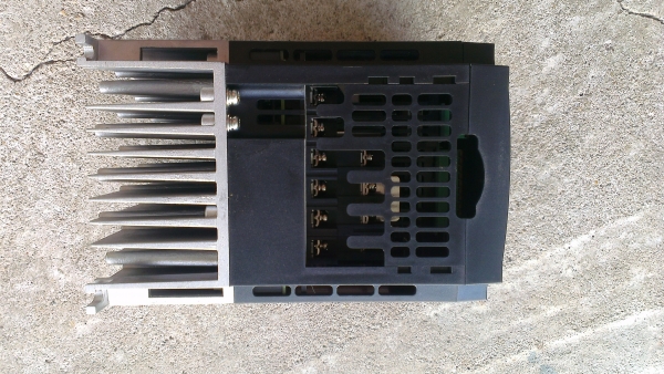 ขาย Inverter HITACHI (มือหนึ่ง)