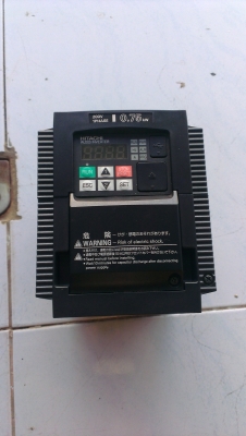 ขาย Inverter HITACHI (มือหนึ่ง)