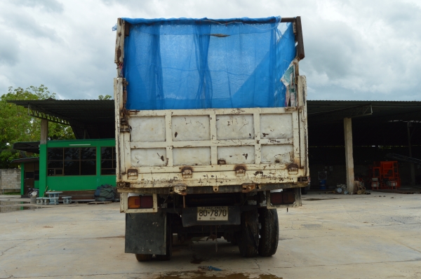 ขายรถ 10 ล้อ ดั้ม FUSO 195 แรง เพลาเดียว