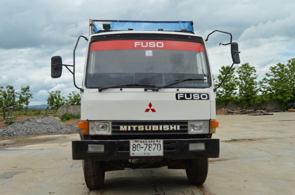 ขายรถ 10 ล้อ ดั้ม FUSO 195 แรง เพลาเดียว