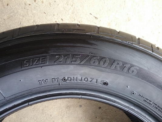 ยางBRIDGESTONE รุ่น Ecopia EP200 215  60R16 ปี2015คุ้มถูกมาก