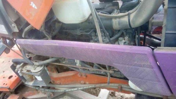 KUBOTA L4508 Di 2 เพลา รถบอดี้สวยเดิม ใช้งาน 1,940 ชม. เครื่องยนต์แรงดีสุดๆครับแห้งดีไม่มีแตกเยิ้ม อุปกรณ์มี ใบดันหน้า, ผานพรวน 6 สภาพดีพร้อมใช้งานได้เลย ระบบเกียร์เดินหน้าถอยหลังปกติดี หางยกขึ้นลงปกติดีไม่มีปัญหาครับ ช่วงล่างยางสภาพดีประมาณ 60\% พร้อมใช้ง KUBOTA L4508 Di 2 เพลา รถบอดี้สวยเดิม ใช้งาน 1,940 ชม. เครื่องยนต์แรงดีสุดๆครับแห้งดีไม่มีแตกเยิ้ม อุปกรณ์มี ใบดันหน้า, ผานพรวน 6 สภาพดีพร้อมใช้งานได้เลย ระบบเกียร์เดินหน้าถอยหลังปกติดี หางยกขึ้นลงปกติดีไม่มีปัญหาครับ ช่วงล่างยางสภาพดีประมาณ 60\% พร้อมใช้ง