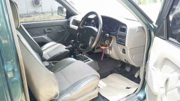 ISUZU DRAGON EYE รุ่นรองท๊อป 2.8 SX TRUBO ปี 40 พวงมาลัยเพาเวอร์แท้ เครื่องดีมาก