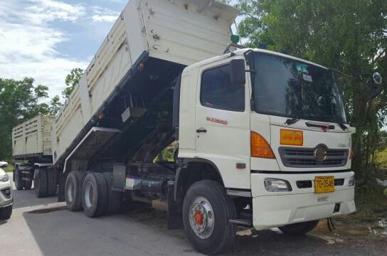 มี 4พ่วง สิบล้อ ฮีโน่ 320ปี49แม่ลูก 2เพา ดั้มสามมิตแท้ สภาพดีสวยเดิมๆไม่มีล้ม เล่มทะเบียนพร้อมโอน