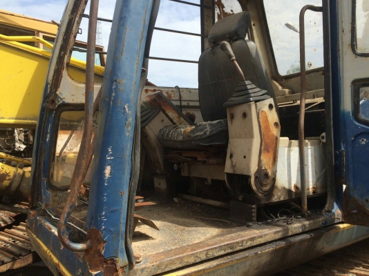 ขายด่วน KOBELCO MART III SK200 เอกสารเล่มทะเบียน โซ่บู๊ชดี เอวแน่น ราคาเบาๆครับ