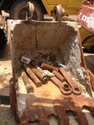 ขายด่วน KOBELCO MART III SK200 เอกสารเล่มทะเบียน โซ่บู๊ชดี เอวแน่น ราคาเบาๆครับ