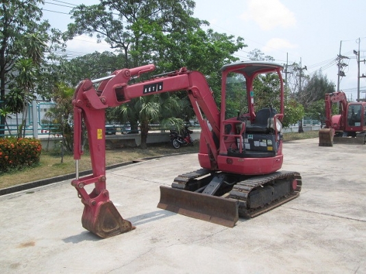 ขายแมคโคร ยี่ห้อ KOBELCO รุ่น SK30UR-3 ปี 2004 ขายแมคโคร ยี่ห้อ KOBELCO รุ่น SK30UR-3 ปี 2004