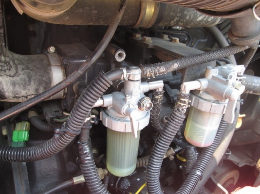 ขายแมคโคร ยี่ห้อ KOBELCO รุ่น SK30UR-3 ปี 2004 ขายแมคโคร ยี่ห้อ KOBELCO รุ่น SK30UR-3 ปี 2004