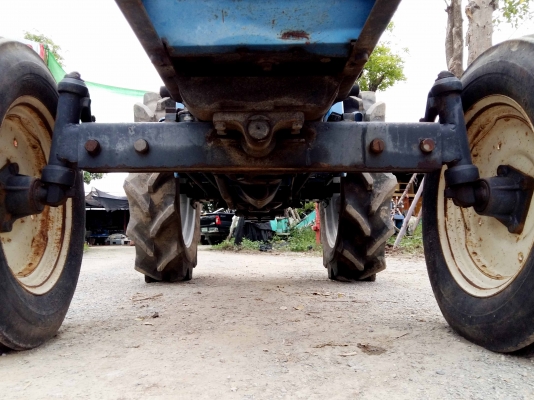 ขายรถไถนั่งขับ ISEKI TL2500 (25แรง) พร้อมใช้งาน ติดต่อ 086-775-7900 086-324-1992