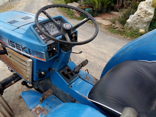 ขายรถไถนั่งขับ ISEKI TL2500 (25แรง) พร้อมใช้งาน ติดต่อ 086-775-7900 086-324-1992