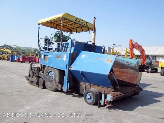 ขายรถปูยาง VOGELE SUPER1502