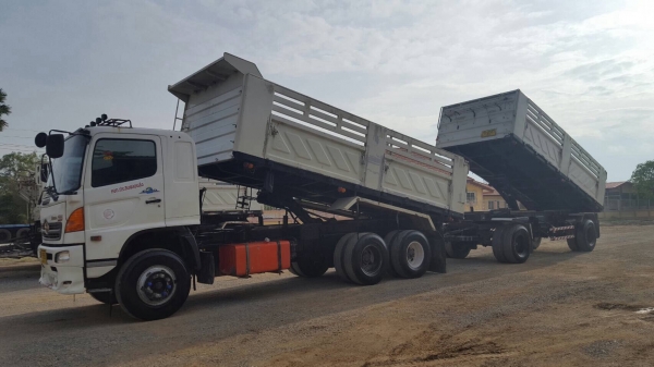 ขาย HINO MEGA 320 แรงม้า แม่ลูกดั้มสามมิตร ปี 48