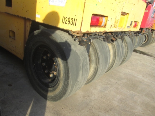 ขายรถบดล้อยาง 7 ล้อ นำเข้า มือสองนำเข้า สภาพดี พร้อมชุดจ้งจำหน่าย SAKAI รุ่น T2 ปี 2001 ซีเรียล TT1-32961