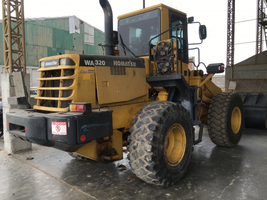 ขาย komatsu WA 320-3 Avance plus